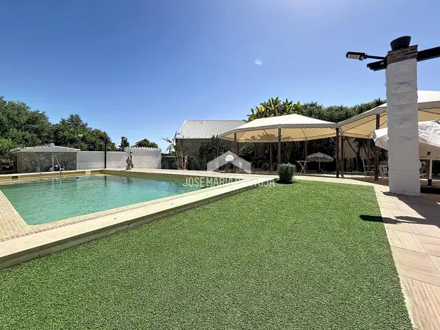 FINCA DE RECREO Y CHALET — 2