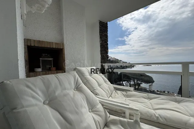 Apartamento con vistas al mar, terraza y parking a pocos pas - foto 5