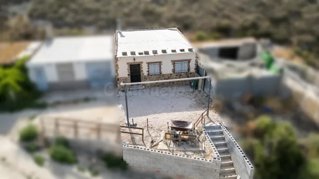 Casa de Campo con Parcela en la Carrichosa - foto 4