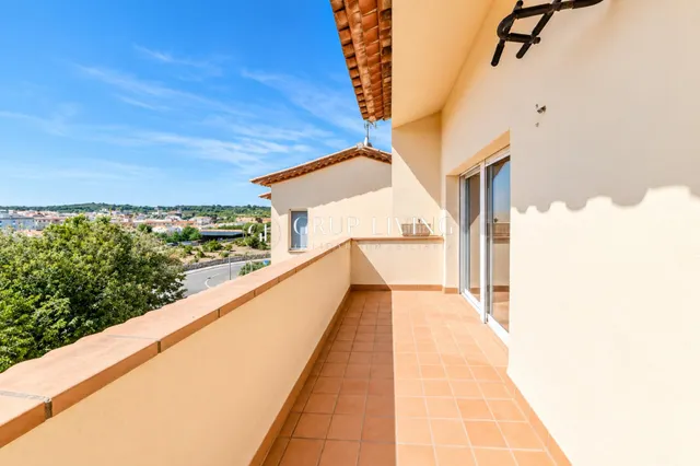 CASA PAREADA PARA DISFRUTAR DEL ESPACIO, TRANQUILIDAD Y CALIDAD DE VIDA EN SANT PERE DE RIBES — 27