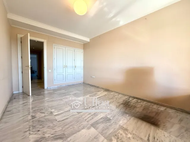 Apartamento exclusivo en avd doctor gadea con vistas al mar — 23