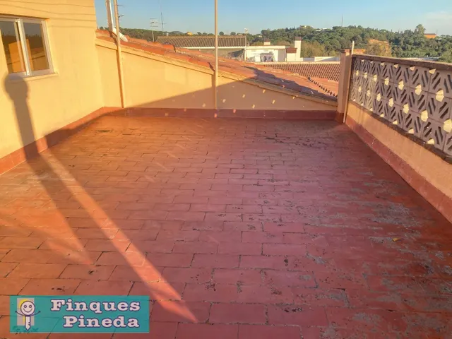 Edificio con local y 2 viviendas en Tordera — 31