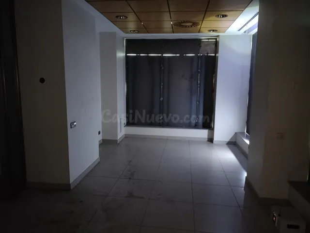 SE VENDE LOCAL COMERCIAL EN CALLE ZAIDA 26 MADRID - foto 5
