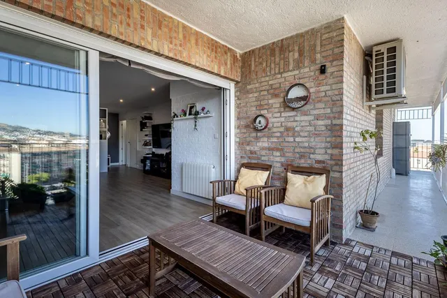 PISO REFORMADO CON VISTAS PANORÁMICAS A UN PASO DEL CENTRO DE GRANADA — 6