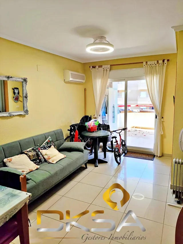 Bonito apartamento en la calle Amplaries, Magic World - foto 3