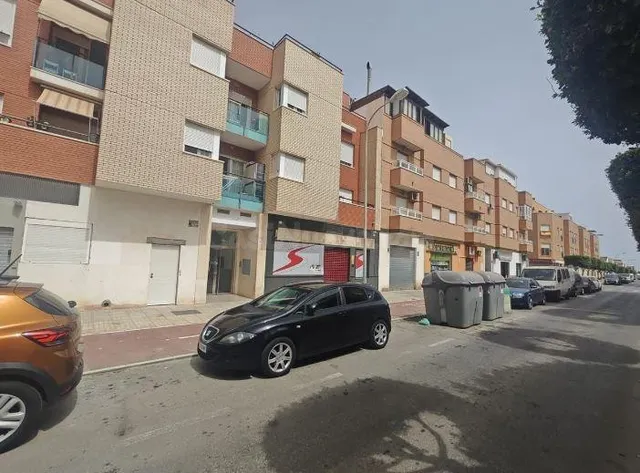 SE VENDE piso OKUPA en C Venezuela de Ejido (El)