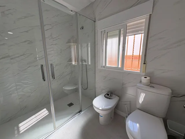 CASA CON DOS APARTAMENTOS INDEPENDIENTES EN EL ZUMBACÓN – IDEAL INVERSIÓN — 7