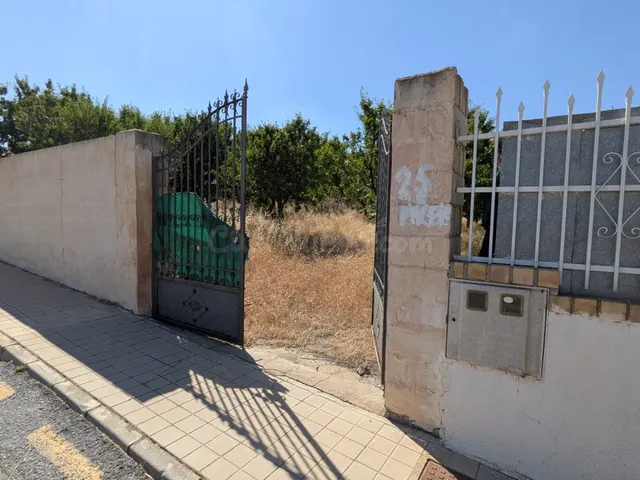 MAGNIFICA PARCELA EN LA URBANIZACION EL ARENAL DE ALHENDIN - foto 2