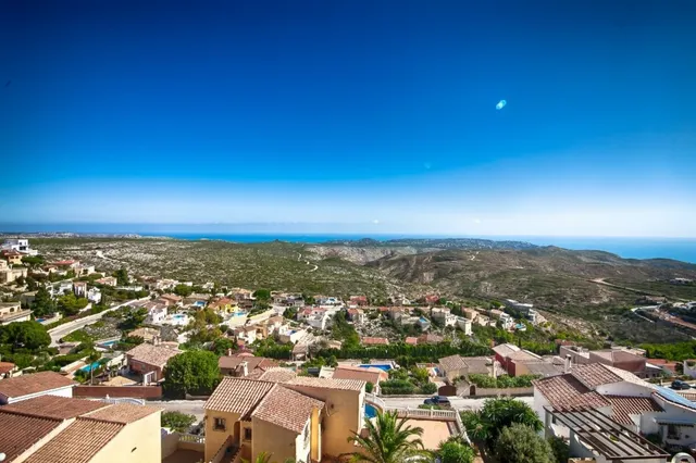 VILLA AUTÉNTICA ESPAÑOLA CON IMPRESIONANTE VISTA PANORÁMICA AL MAR — 27