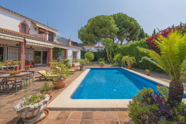 Chalet 3 habitaciones 233m² en venta - Marbella