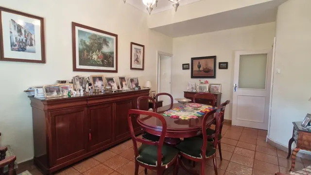 Amplio piso de 4 dormitorios en Pio XII - Zona Centro — 22