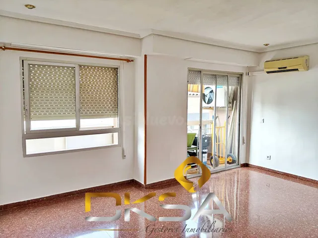 111 M2, 4 habitaciones, ASCENSOR Y TOTALMENTE REFORMADO EN VILA-REAL — 2