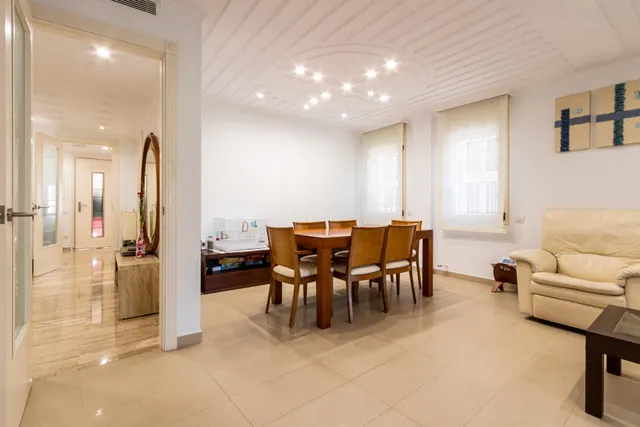 PRECIOSA CASA DE LUXE A LA ZONA DE L'ESGLÉSIA — 14