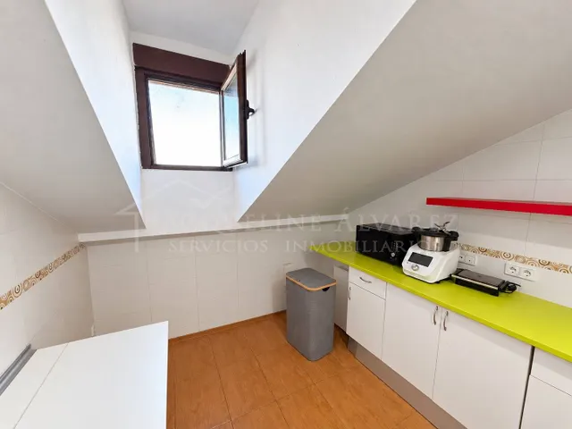 ATICO DE DOS habitación Y UN BAÑO EN LA estación - YELES — 6