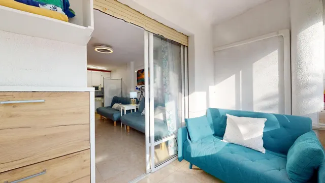Bonito ESTUDIO, cómodo y luminoso a tan solo 350 metros del mar, en la playa de  Mil Palmeras — 4