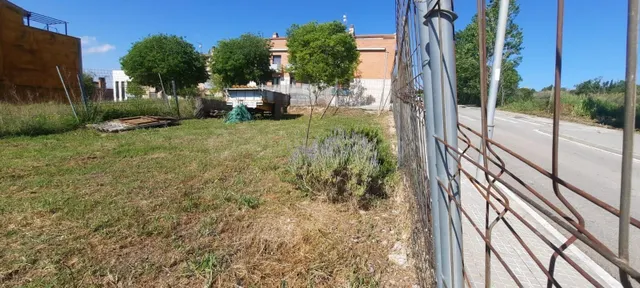 TERRENO URBANO EN SANT JOAN DE SAMORA - foto 2