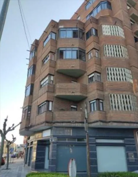 LOCAL COMERCIAL EN MARIANO ANDRÉS