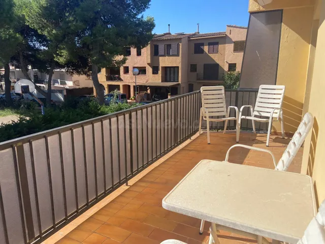 Casa soleada con garaje y espacios exteriores para disfrutar - foto 3