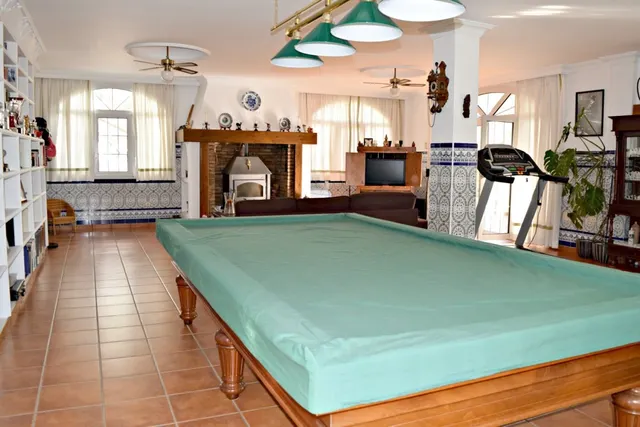 Espectacular villa de 800m2 con preciosas vistas panorámicas al mar en Benalmádena — 17