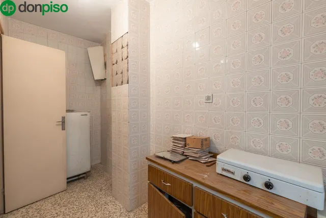 Piso con terraza y gran potencial junto a Camino de Ronda — 17
