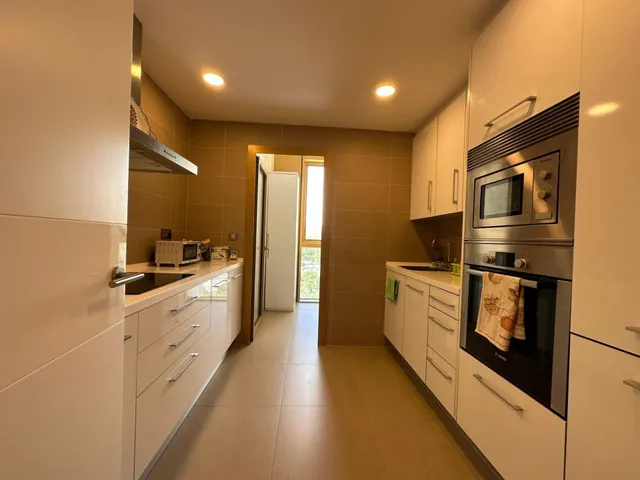 Se vende magnifico apartamento en el icónico edificio Intempo, zona Poniente — 13