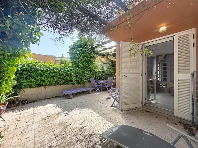 Vivienda con jardín en primera línea en el exclusivo residen - foto 4