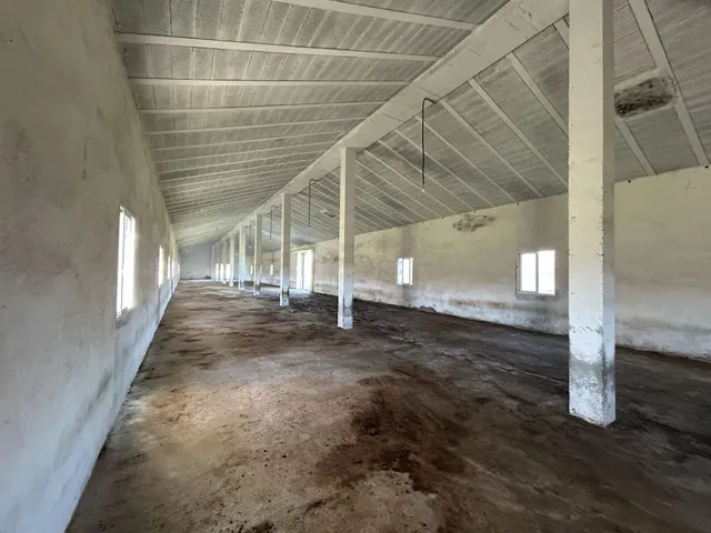 Encantadora Casa con Terreno en Cubillos del Sil — 33