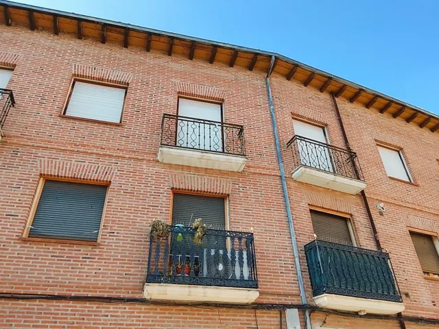 PISO EN VENTA EN TORO, ZAMORA - foto 2
