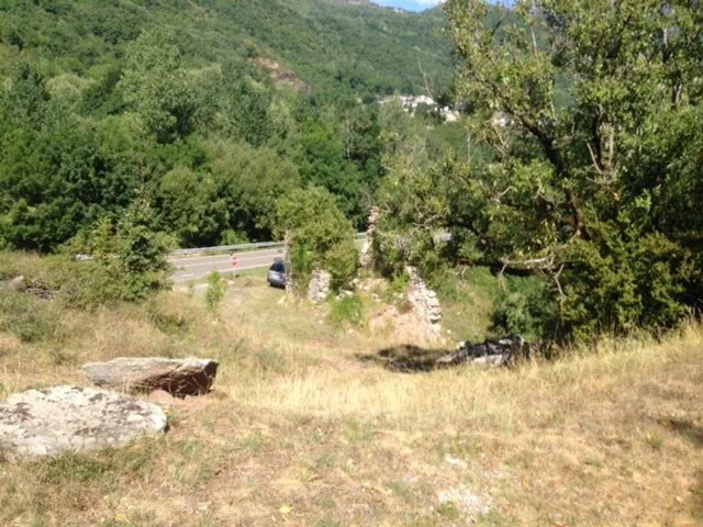 Finca rústica de 3.278 m2 en el Pirineo, con pozo y luz, a 12 km de Cerler — 8