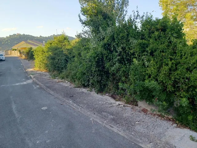 Terreno urbano edificable en venta de 1.082 m2 en CASTELLET I LA GORNAL — 14
