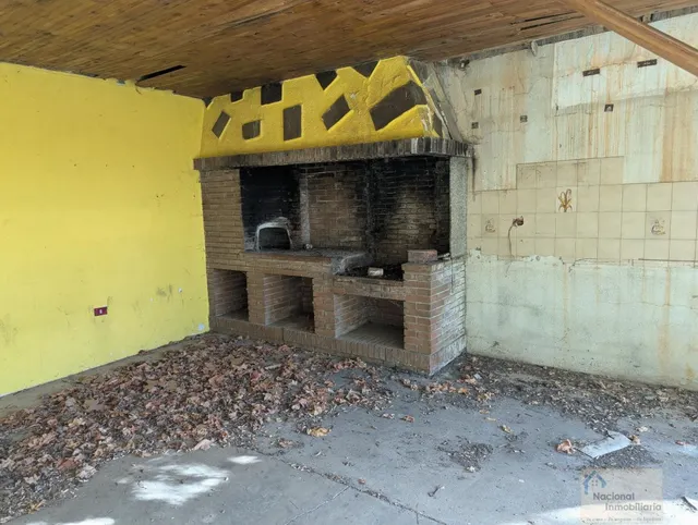 Casa-Chalet en Venta en Valverde De La Virgen León — 6