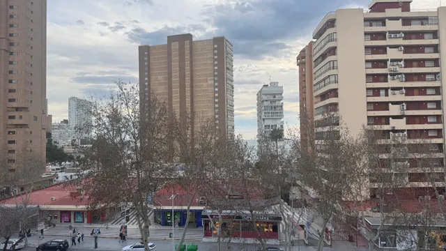 Piso en la avenida Mediterráneo con piscina y parking Levante! www.euroloix.com — 14
