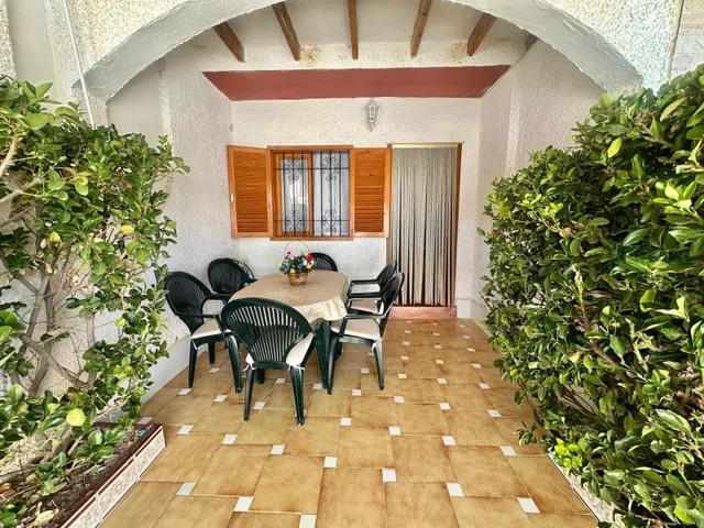 Fantástico dúplex de dos habitaciones con jardín, patio y excelente ubicación en Los Alcázares — 6
