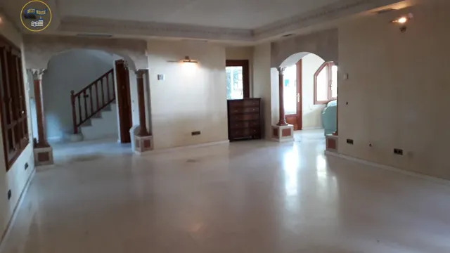EXCELENTE VILLA PARA REHABILITAR EN CABOPINO — 39