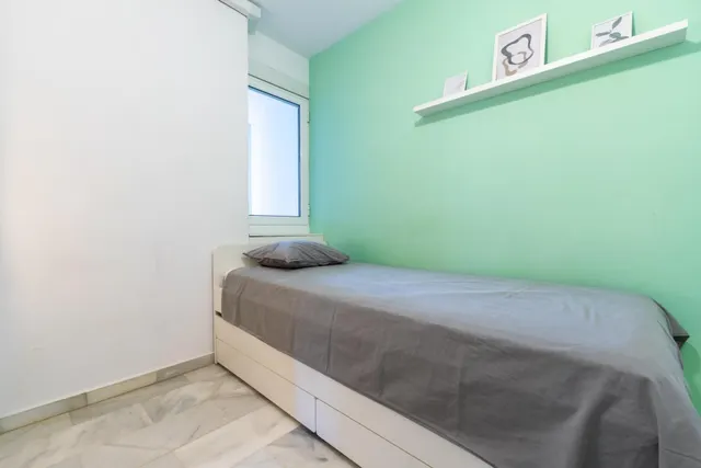 Apartamento de 2 dormitorios a pocos minutos del Centro Histórico — 9