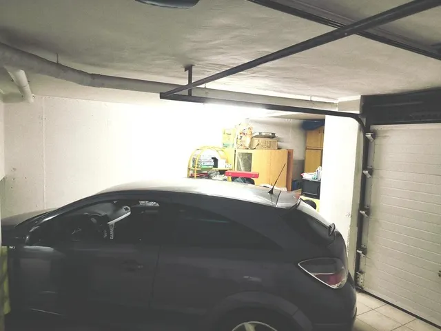 Duplex de 5 dormitorios y sotano privado — 37