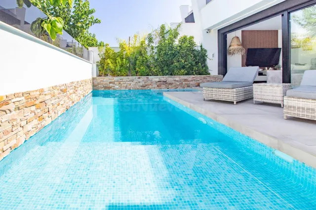 Villa de 3 dormitorios y 3 baños en santiago de la rivera (san pedro del pinatar) — 43