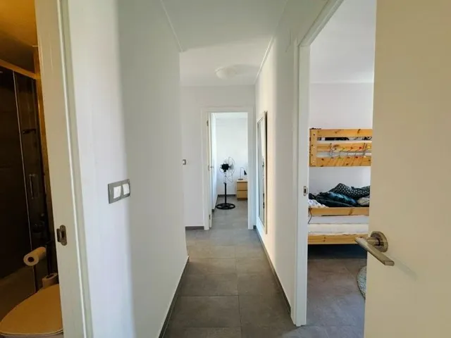 1ª Línea de Playa: Espectacular Piso Renovado con Vistas Frontales al Mar, Garaje y Sur en La Mata- Costa Blanca — 25