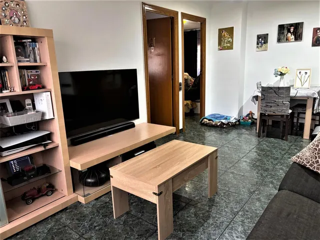 Piso para entrar a vivir. segundo sin ascensor. solo 10 vecinos — 3