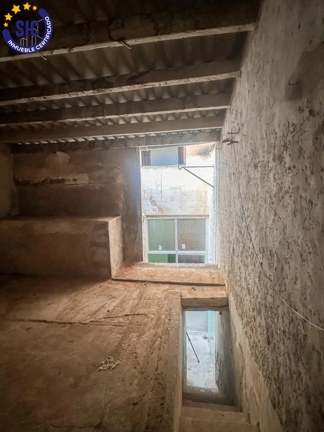 Casa de planta baja y dos alturas en el centro de Castellón, zona Tascas, junto a Fadrell, Borrull ideal para restauración o para vivienda. — 20