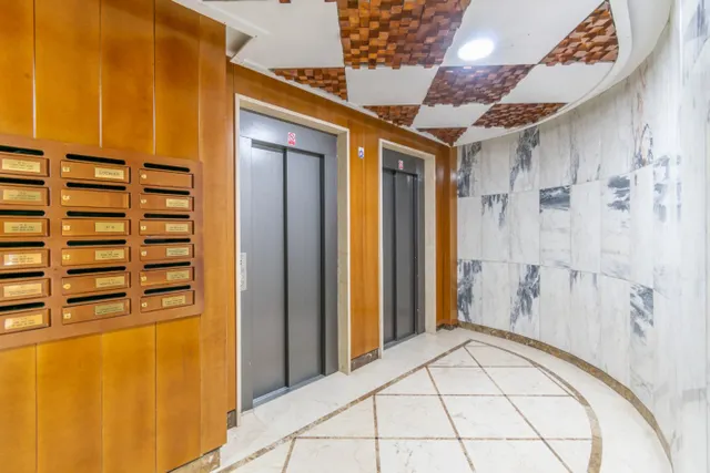 ESPECTACULAR VIVIENDA EN ACERA DEL DARRO — 23