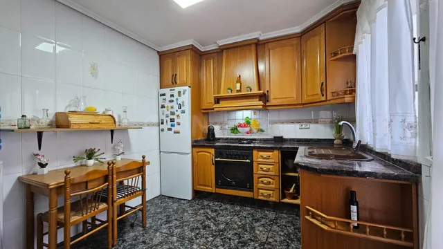 Encantadora Casa en dos plantas en el Corazón de Santomera p - foto 2