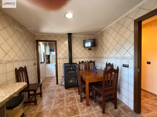 Chalet con 2 viviendas y amplia parcela en la Alcoraya — 23