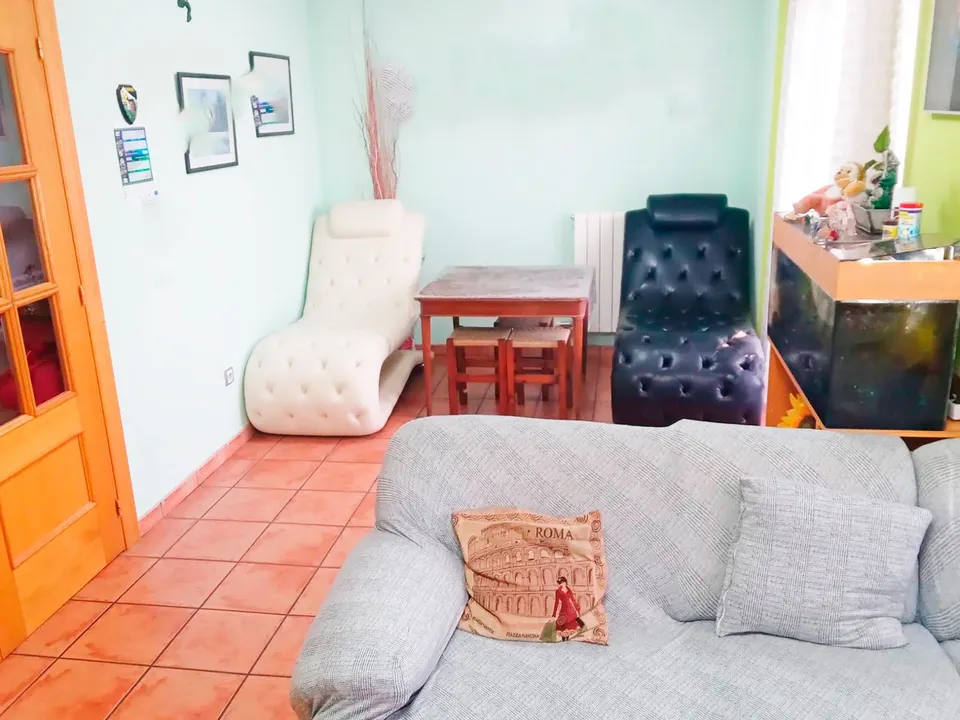 Urbis te ofrece un espectacular chalet adosado en venta en la urbanización Peñasolana 2, Carrascal de Barregas, Salamanca.