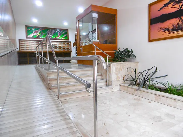 Vivienda excepcional con vistas, garaje y ubicación privilegiada junto a campo grande — 45