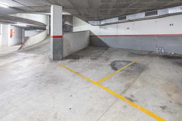 Plaza de parking en calle Olesa de Bonesvalls