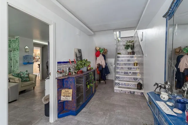 Amplia Casa de Pueblo de 5 Dormitorios con Espectacular Jard - foto 3