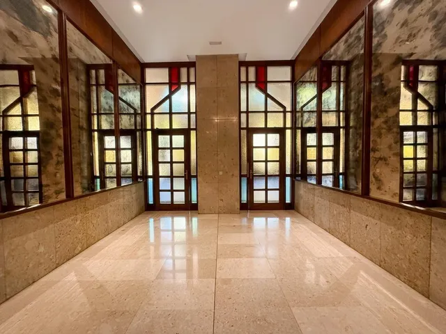 Exclusiva vivienda de autor en Calle Aragón, Palma — 17