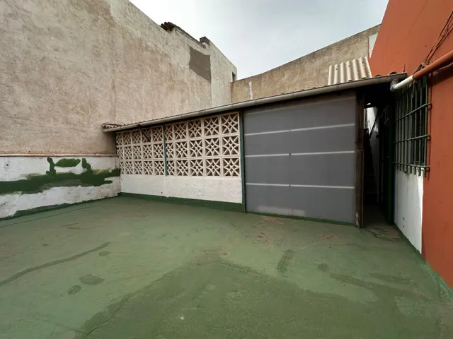 EN CARRIZAL, CASA TERRERA MUY AMPLIA — 25