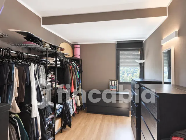 Dúplex con dos terrazas y aparcamiento en el centro de Santa Coloma de Farners — 15